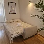 Lpaula, شقة زادار