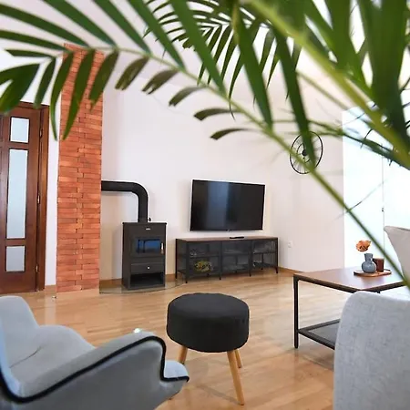 Lpaula, Apartment
