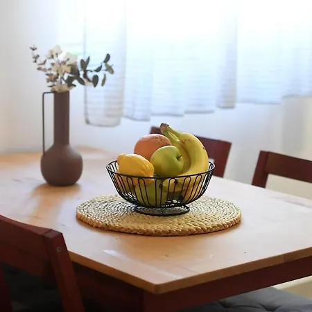 Lpaula, Apartman Zára